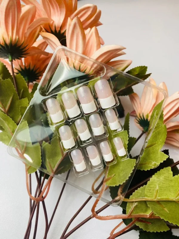 Miss Rose Stick on Nails Reusable - Image 6