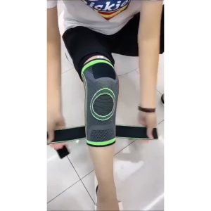 Adjustable strap knee brace for sports