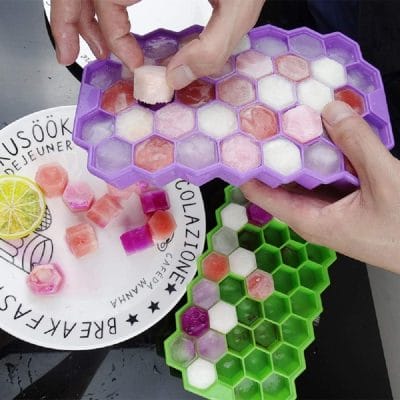 37-Cavity Silicone Honeycomb Ice Cube Tray with Lid