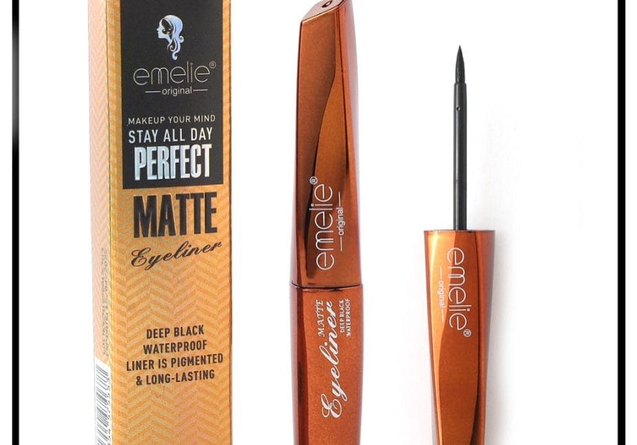 Mascara01_0884a500-4c7b-4e8e-b816-8cc19b5d6142