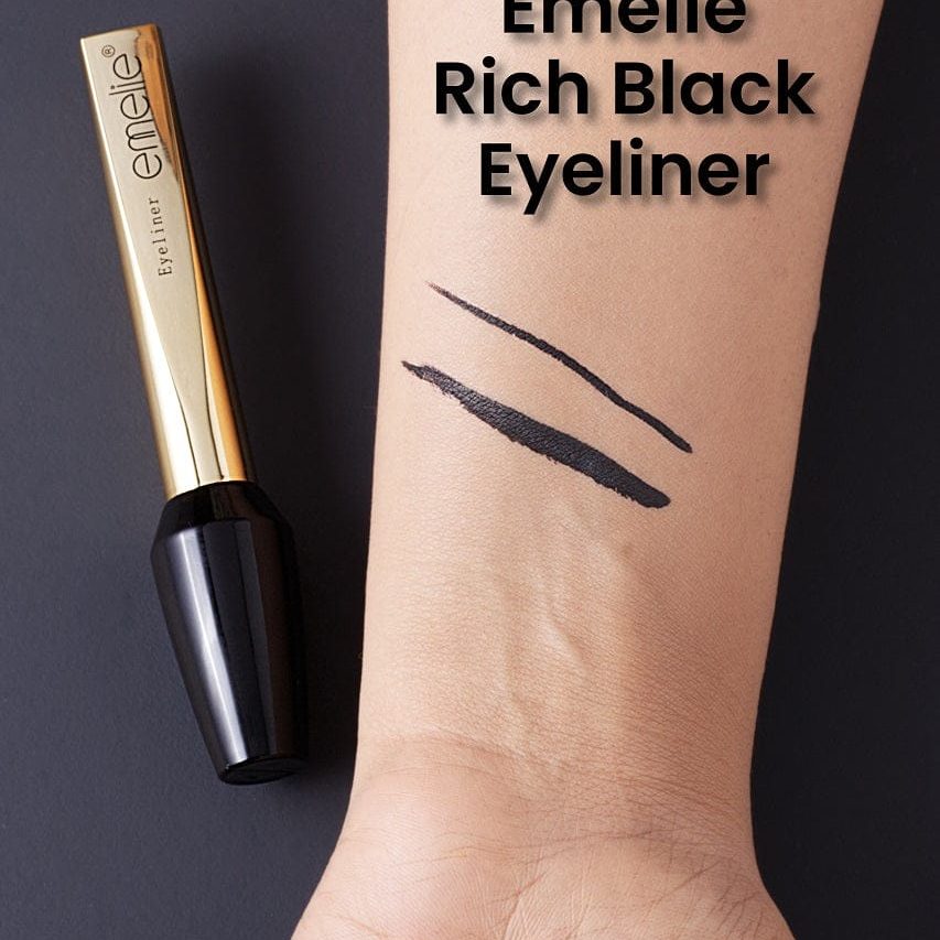 emelierichblackeyeliner